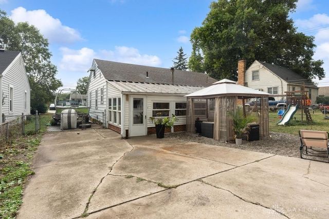 2225 Sheffield Street, Middletown, OH 45044