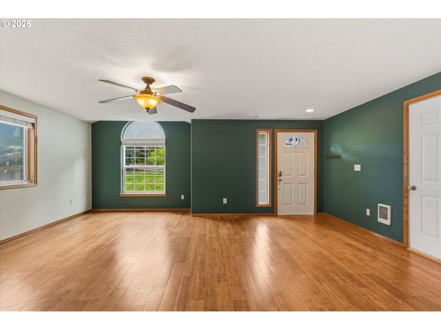 75060 NEER Way, Rainier, OR 97048