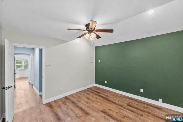 20 Shawnee Road, Hopatcong, NJ 07843