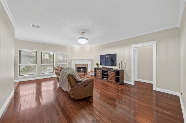 7035 Little Willow Drive, Pasadena, TX 77505