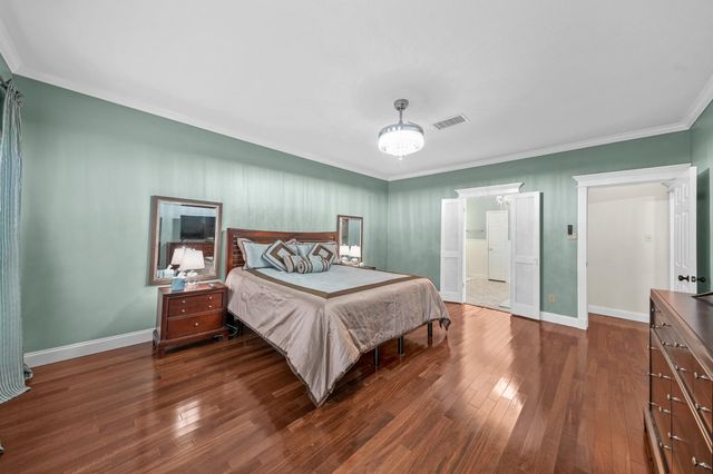 7035 Little Willow Drive, Pasadena, TX 77505