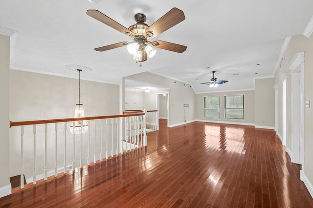 7035 Little Willow Drive, Pasadena, TX 77505