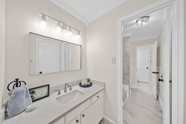 7035 Little Willow Drive, Pasadena, TX 77505