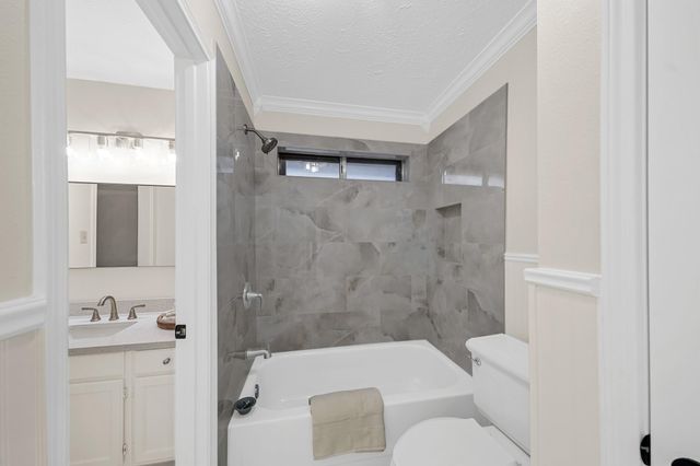 7035 Little Willow Drive, Pasadena, TX 77505