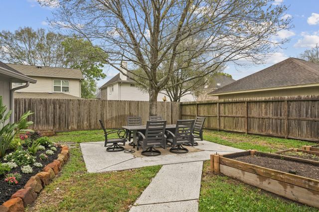 7035 Little Willow Drive, Pasadena, TX 77505