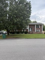 1222 Laurelwood Drive, Chattanooga, TN 37412