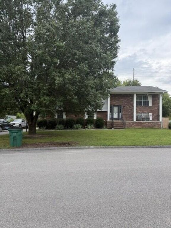 1222 Laurelwood Drive, Chattanooga, TN 37412