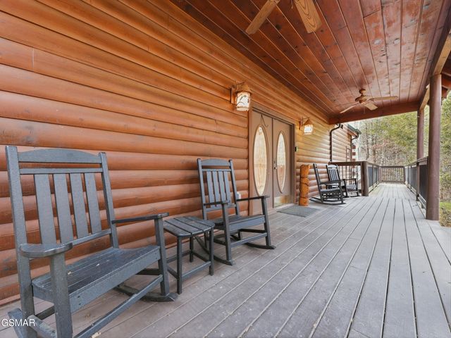 2336 Breezy Road, Sevierville, TN 37876