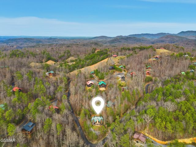 2336 Breezy Road, Sevierville, TN 37876