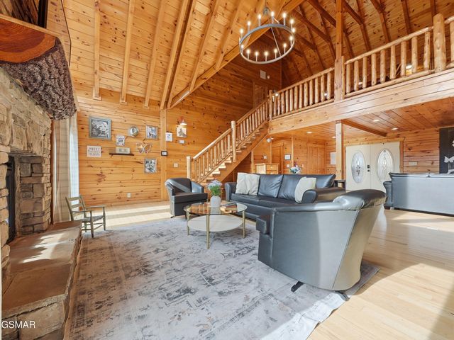 2336 Breezy Road, Sevierville, TN 37876