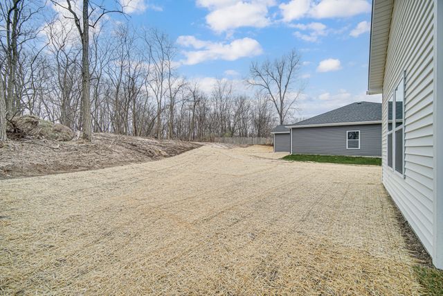 3941 Riverdale Avenue, Lake Station, IN 46405