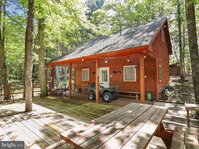 529 STRAWBERRY LN, Augusta, WV 26704