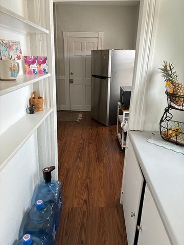 15 Gladstone 2, Everett, MA 02149