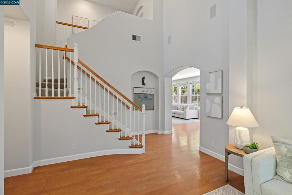 Image 11 of property listing at 1166 S Chanterella Drive, San Ramon, CA 94582