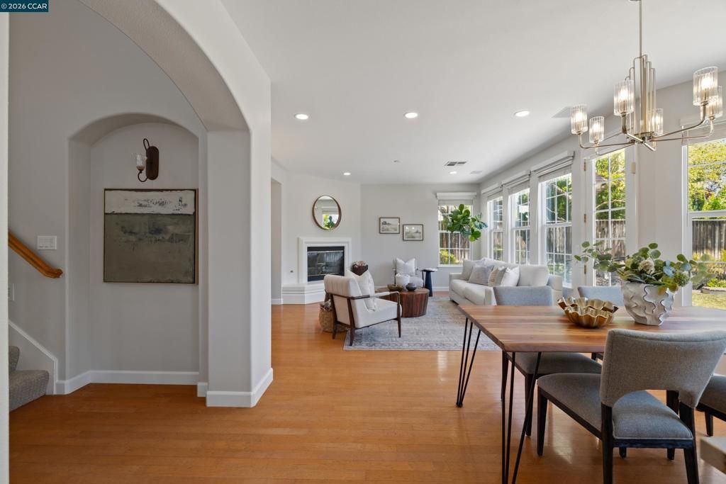 Image 14 of property listing at 1166 S Chanterella Drive, San Ramon, CA 94582
