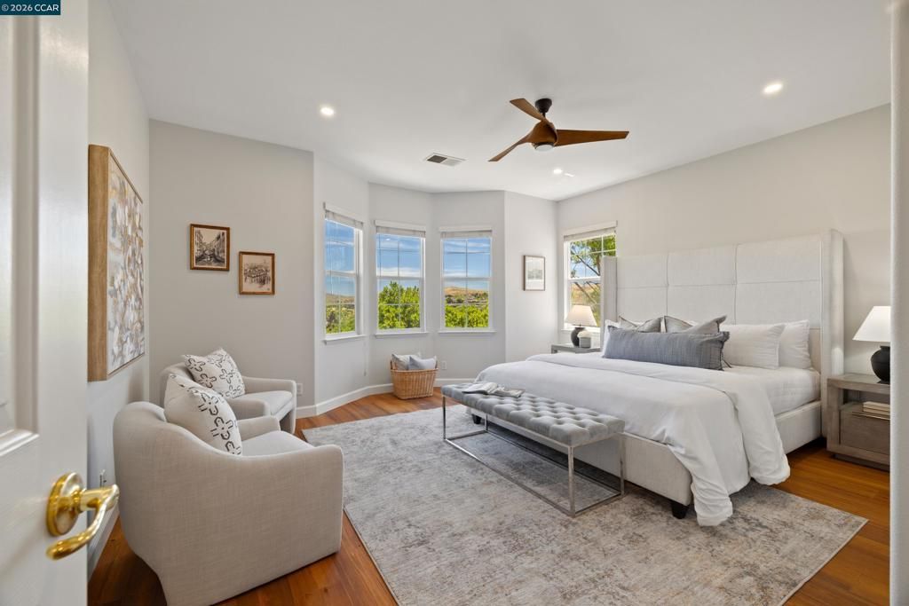 Image 28 of property listing at 1166 S Chanterella Drive, San Ramon, CA 94582