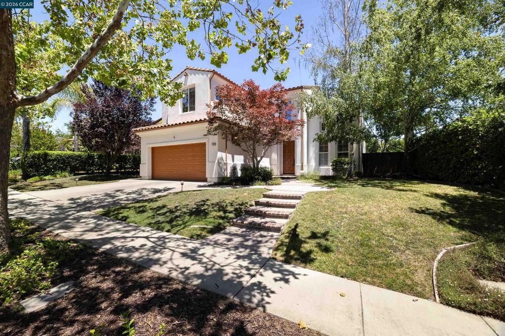 Image 3 of property listing at 1166 S Chanterella Drive, San Ramon, CA 94582
