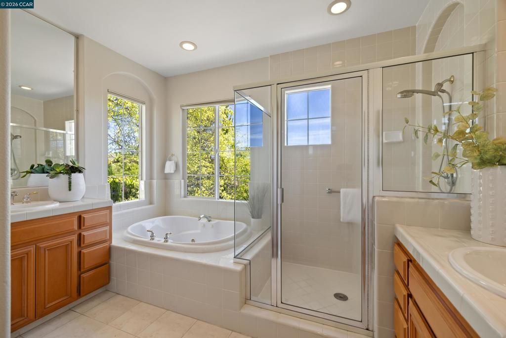 Image 30 of property listing at 1166 S Chanterella Drive, San Ramon, CA 94582