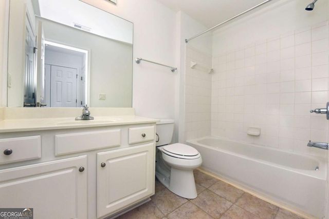 2641 Grapevine Circle 804, Cumming, GA 30041