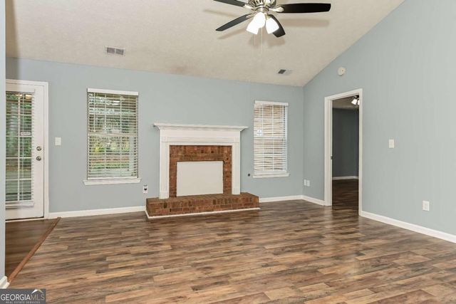 5986 Creekside Drive, Rex, GA 30273