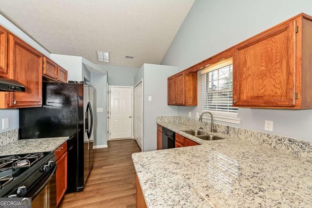 5986 Creekside Drive, Rex, GA 30273