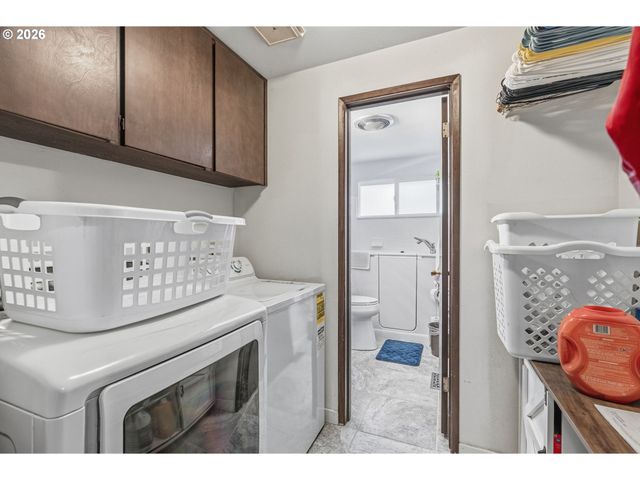 188 WOODSIDE Dr, Longview, WA 98632