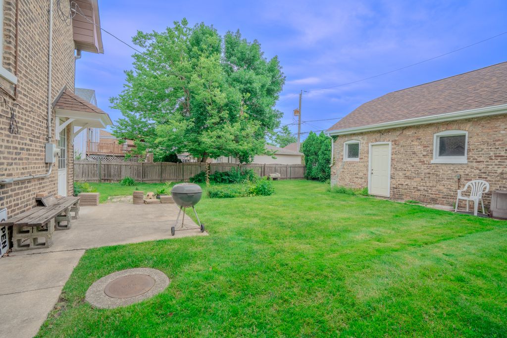 5143 S Lorel Avenue, Chicago, IL 60638