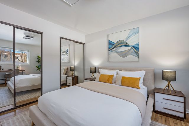 8888 Steven Drive 1H, Des Plaines, IL 60016