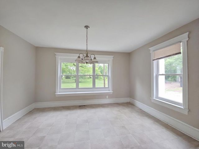 192 S EAST AVE, Bridgeton, NJ 08302