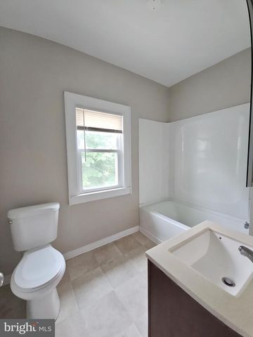192 S EAST AVE, Bridgeton, NJ 08302