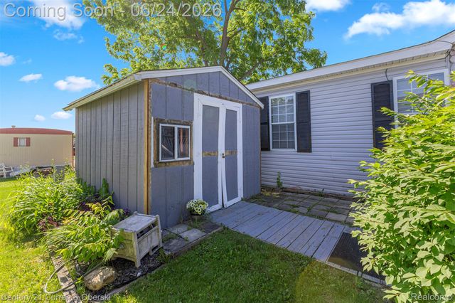 14142 Wilson Drive Wilson, Plymouth, MI 48170