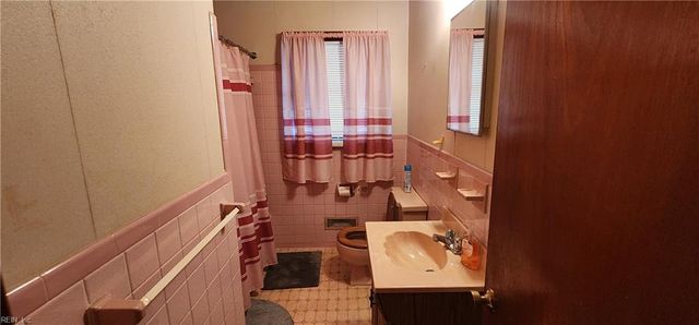 2718 McKann AVE, Norfolk, VA 23509