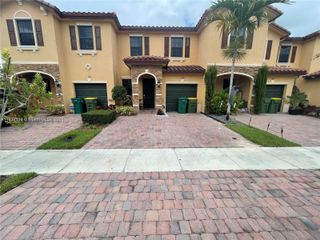 3757 SE 2nd St 3757, Homestead, FL 33033
