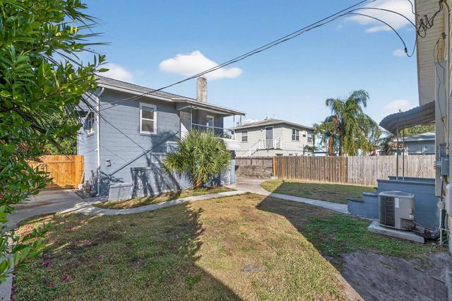 2127 8TH AVENUE N, St Petersburg, FL 33713