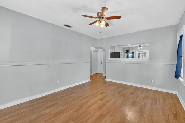 2127 8TH AVENUE N, St Petersburg, FL 33713