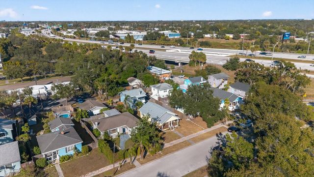 2127 8TH AVENUE N, St Petersburg, FL 33713