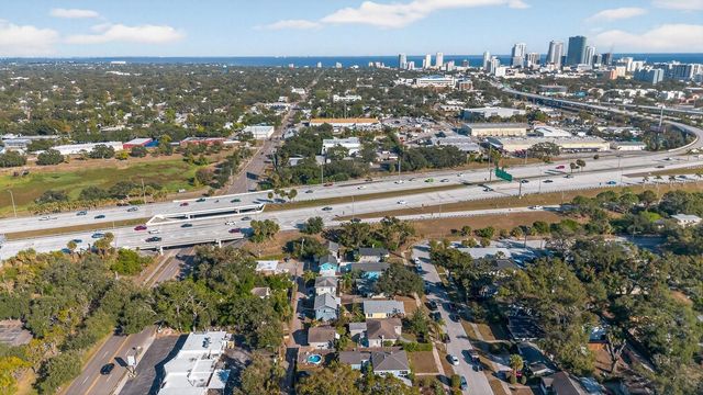 2127 8TH AVENUE N, St Petersburg, FL 33713