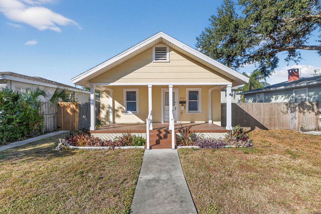2127 8TH AVENUE N, St Petersburg, FL 33713