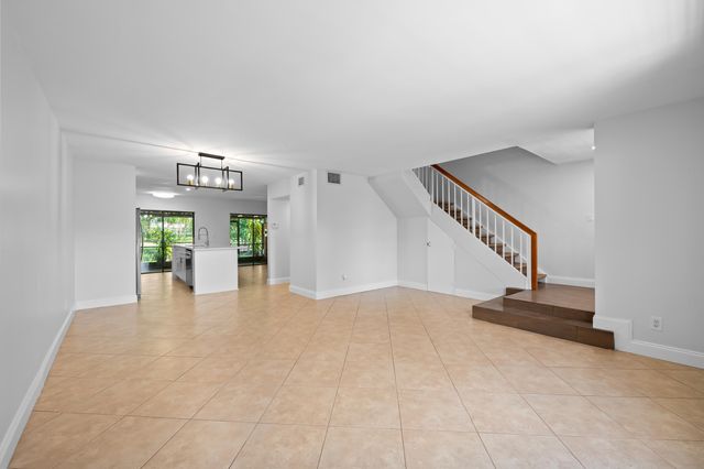 1517 Fairway Road, Pembroke Pines, FL 33026