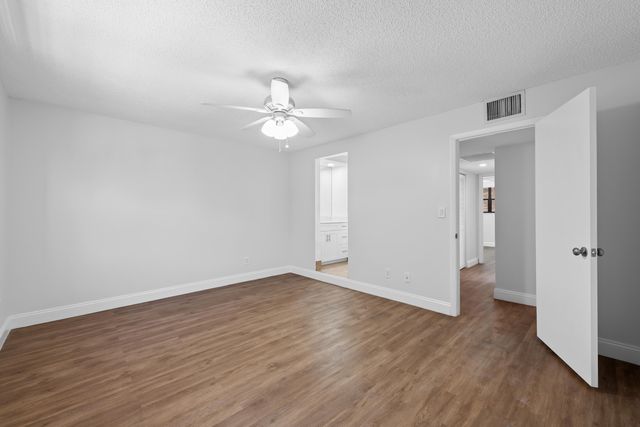 1517 Fairway Road, Pembroke Pines, FL 33026