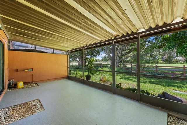 1517 Fairway Road, Pembroke Pines, FL 33026