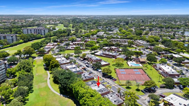 1517 Fairway Road, Pembroke Pines, FL 33026