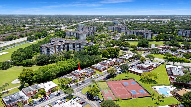 1517 Fairway Road, Pembroke Pines, FL 33026