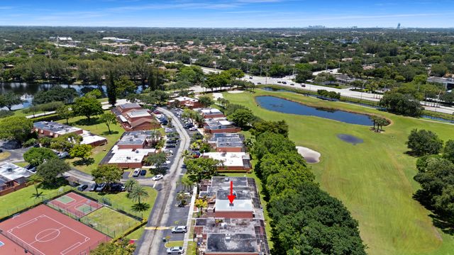 1517 Fairway Road, Pembroke Pines, FL 33026