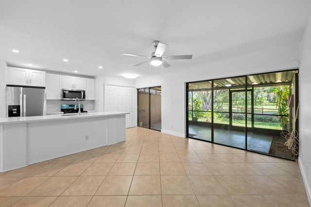 1517 Fairway Road, Pembroke Pines, FL 33026