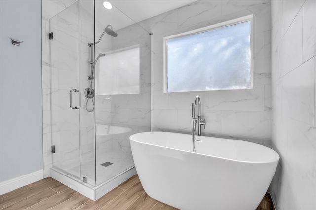 6 Dusky Meadow Place, The Woodlands, TX 77381