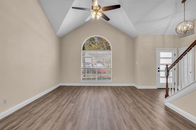 6 Dusky Meadow Place, The Woodlands, TX 77381