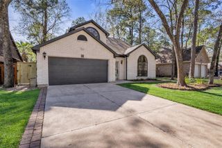 6 Dusky Meadow Place, The Woodlands, TX 77381