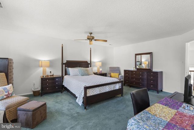 2212 CHERRY LEAF LN, Silver Spring, MD 20906