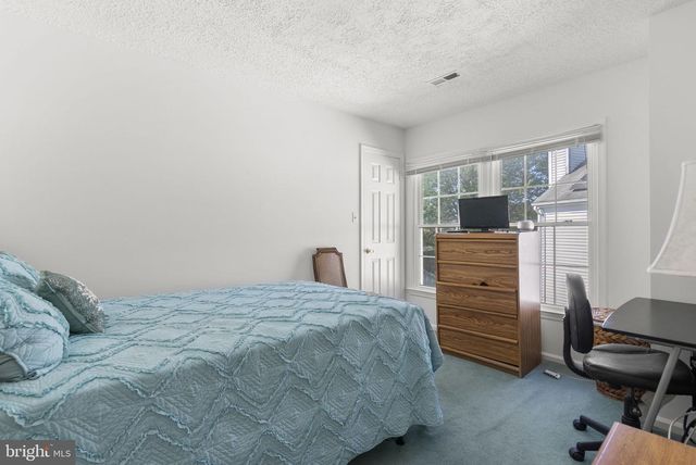 2212 CHERRY LEAF LN, Silver Spring, MD 20906